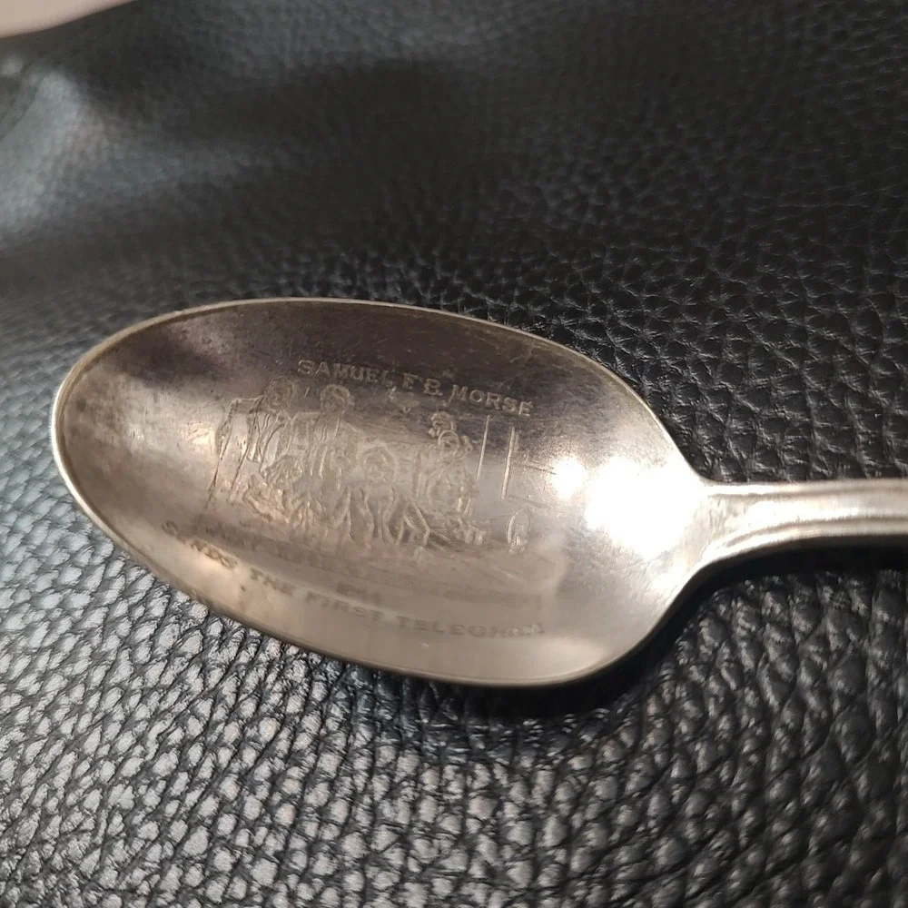 Vtg WM Rogers Silver‎ Plated Souvenir Spoon John Tyler Navy Yard  10th President
